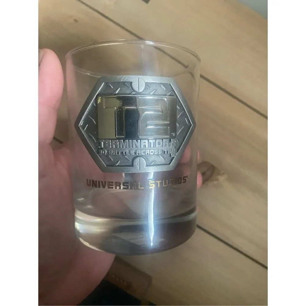 Vintage 1997 terminator 2 universal studios 14oz glass